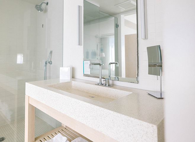 An internal bathroom photo Hilton Vacation Club The Modern Honolulu with the text 'Honolulu, Hawaii. The Modern'